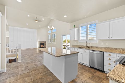 Tiny photo for 643 S WOODRUFF WAY, Grantsville, UT 84029 (MLS # 2114433)