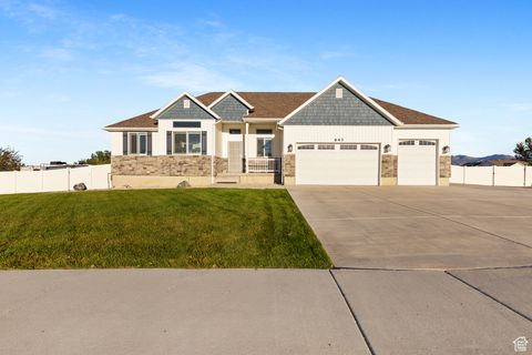 Photo of 643 S WOODRUFF WAY, Grantsville, UT 84029 (MLS # 2114433)