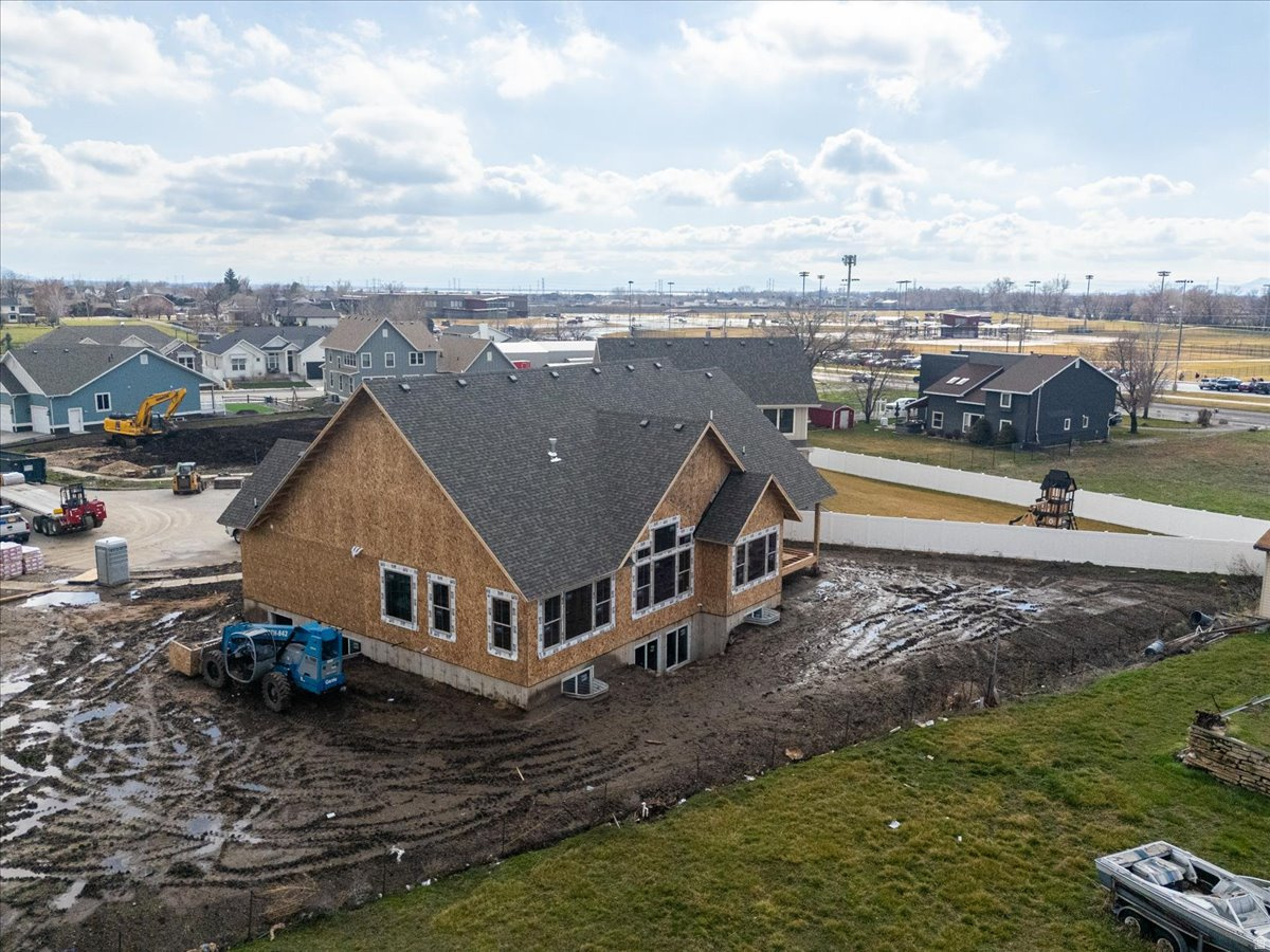 MOUNTAIN VIEW ESTATES - Residential