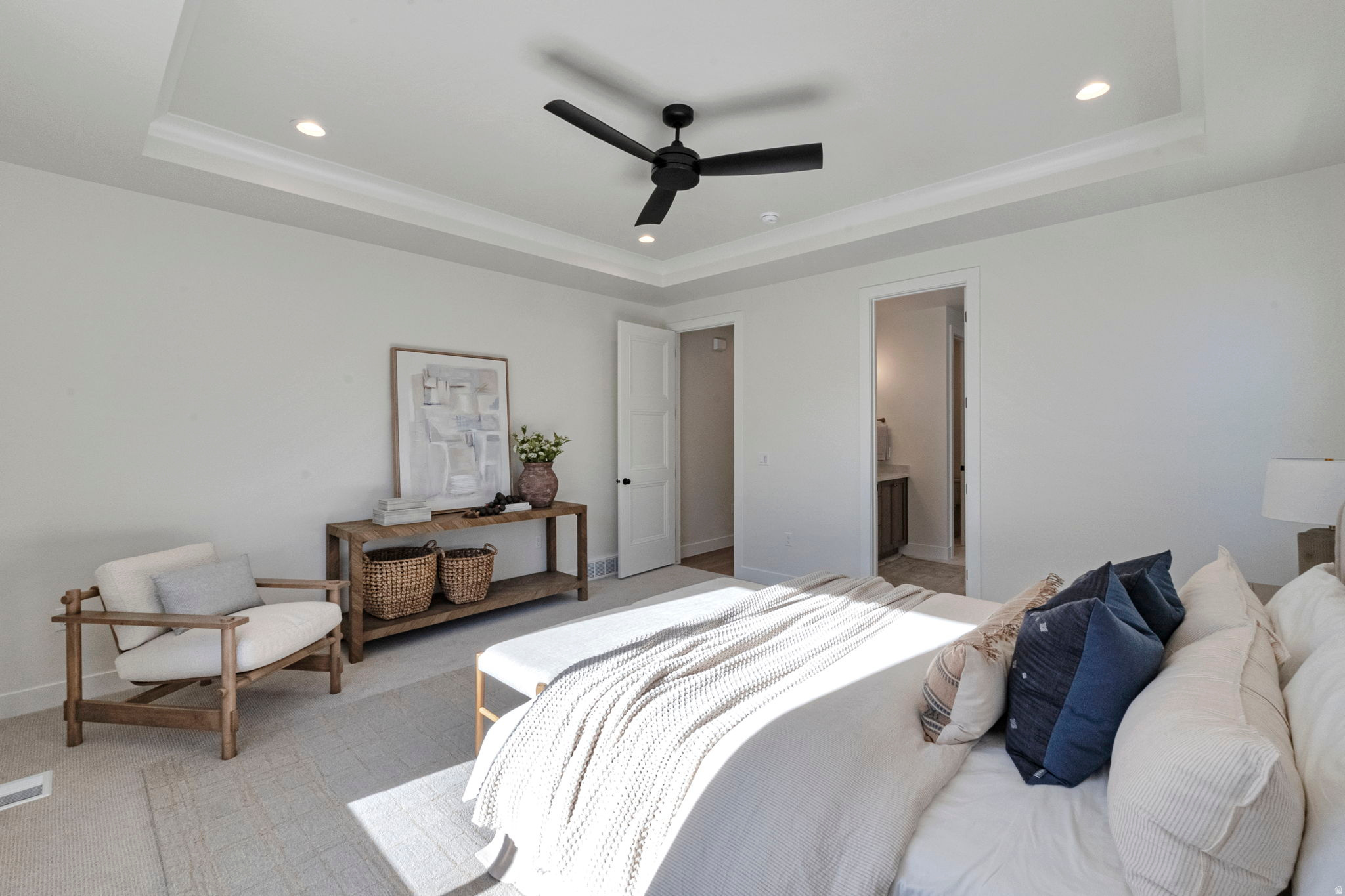 BEACON POINTE - Residential