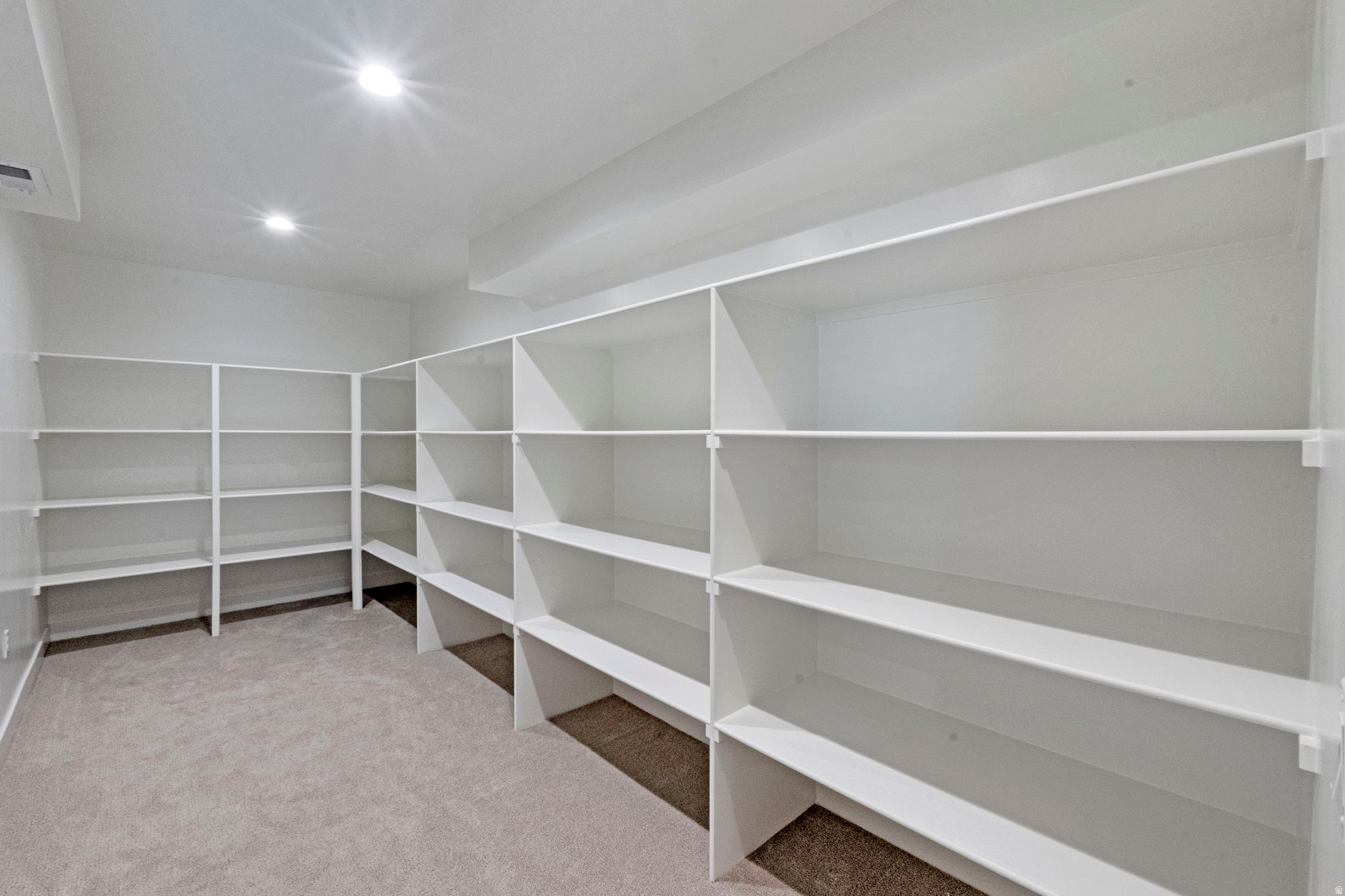 BEACON POINTE - Residential