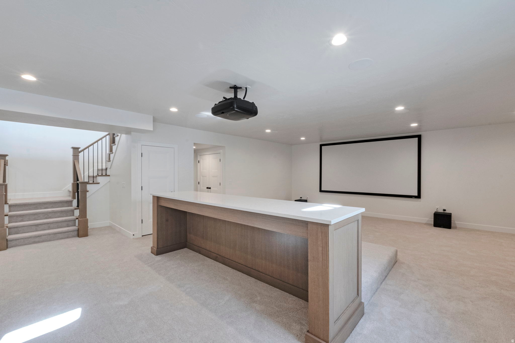 BEACON POINTE - Residential