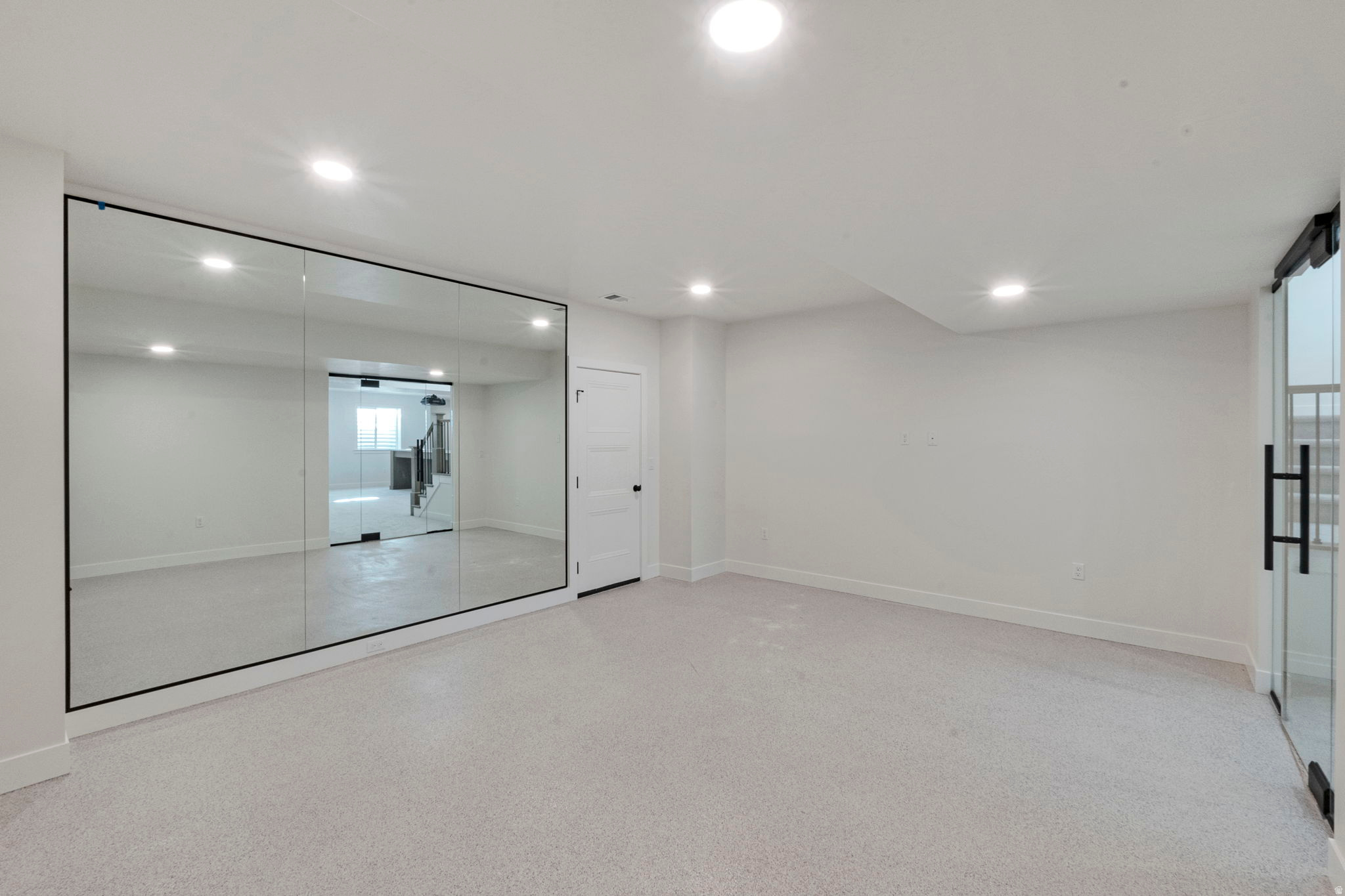 BEACON POINTE - Residential