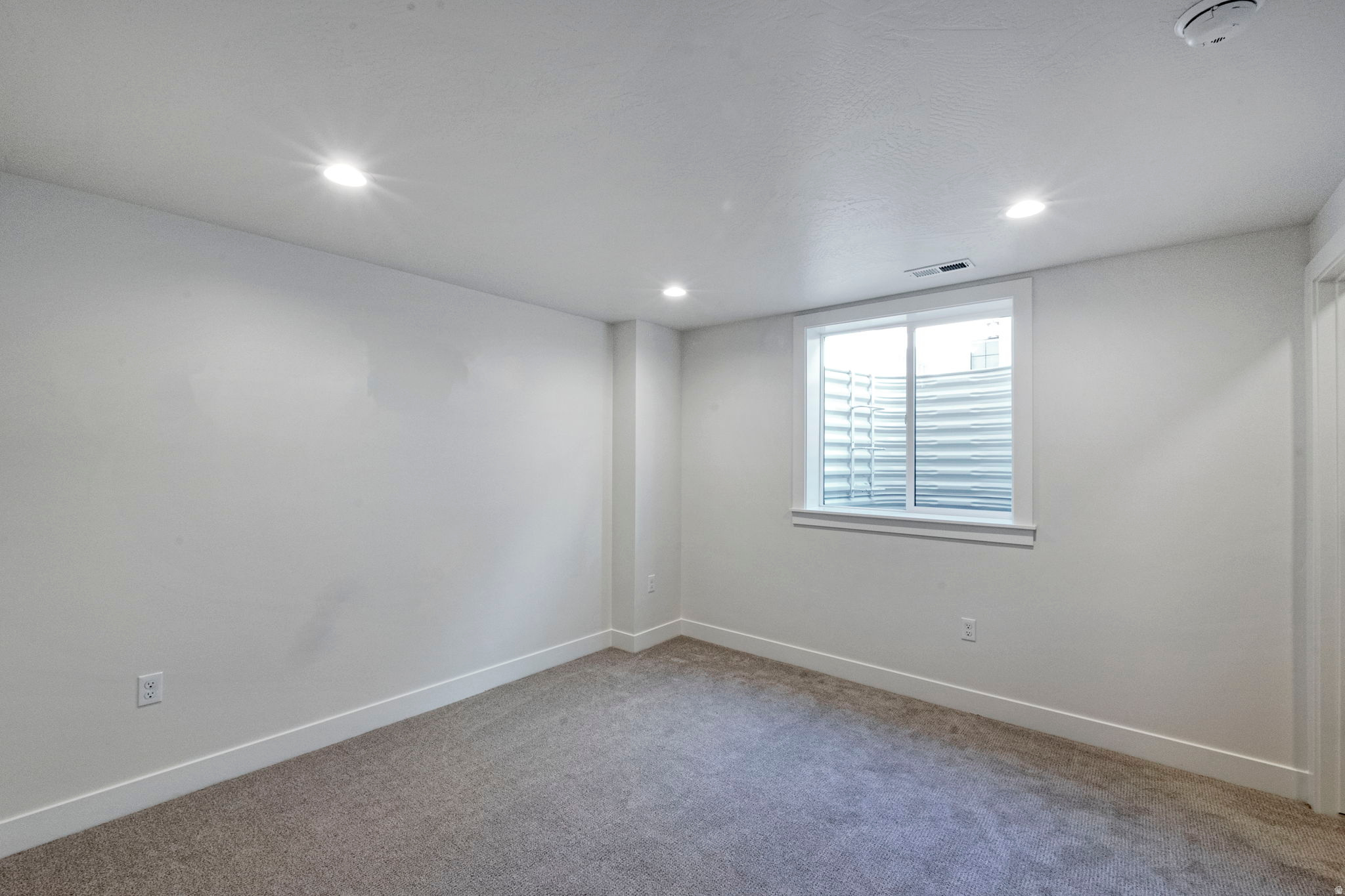 BEACON POINTE - Residential