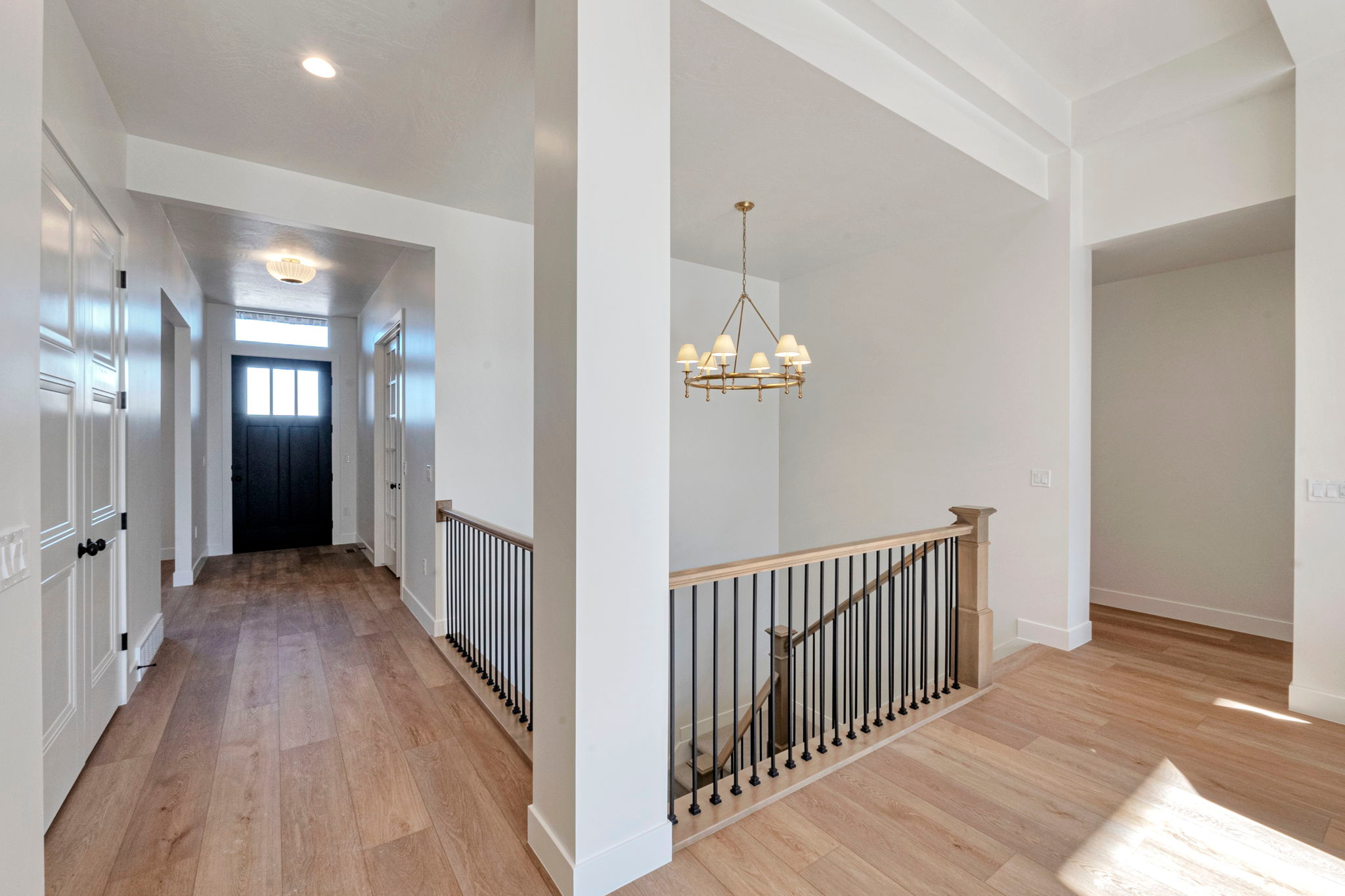 BEACON POINTE - Residential