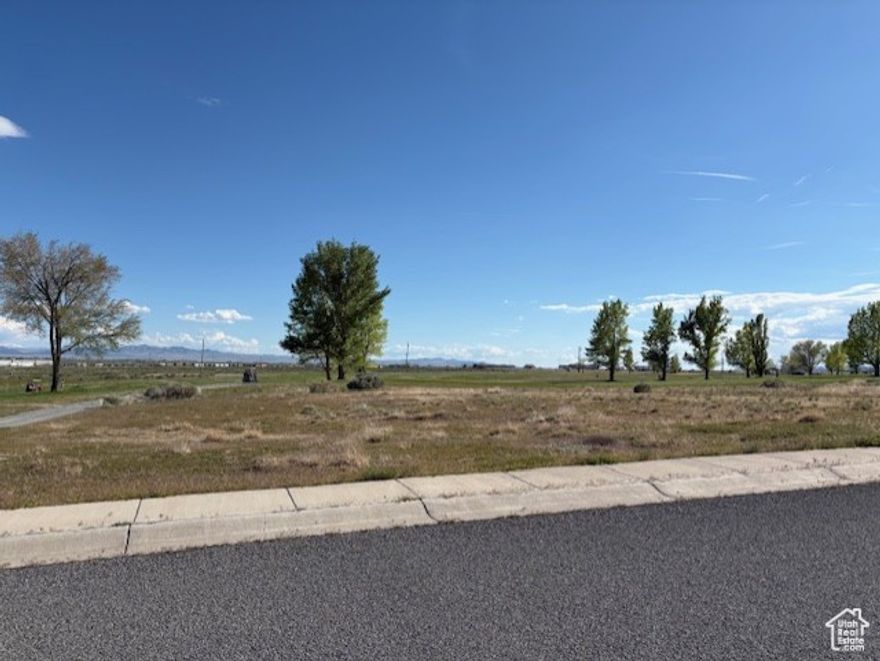 With ample room to build, you have the freedom to create a custom retreat tailored to your lifestyle, all while enjoying the benefits of living next to the golf course. This lot not only offers stunning views and peaceful surroundings but also easy access to local shopping, dining, and recreational options. It's an ideal spot for families, retirees, or anyone looking to embrace the best of luxury living. Don't miss out on this rare opportunity to own a slice of paradise in a highly sought-after location. Envision your dream home here, where lifestyle and leisure meet in perfect harmony. Contact us today to learn more or to schedule a viewing! Your dream lot awaits!