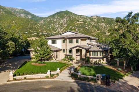 Tiny photo for 6082 BREEZE CIR, South Ogden, UT 84403 (MLS # 2180001)