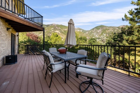 Tiny photo for 6082 BREEZE CIR, South Ogden, UT 84403 (MLS # 2180001)