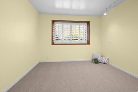 Tiny photo for 6082 BREEZE CIR, South Ogden, UT 84403 (MLS # 2180001)