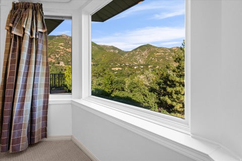 Tiny photo for 6082 BREEZE CIR, South Ogden, UT 84403 (MLS # 2180001)