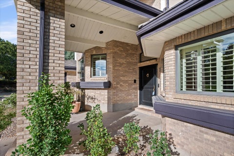 Tiny photo for 6082 BREEZE CIR, South Ogden, UT 84403 (MLS # 2180001)