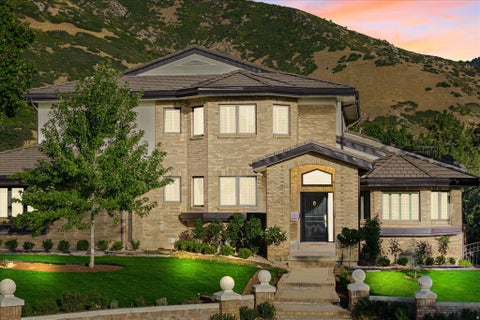 Tiny photo for 6082 BREEZE CIR, South Ogden, UT 84403 (MLS # 2180001)
