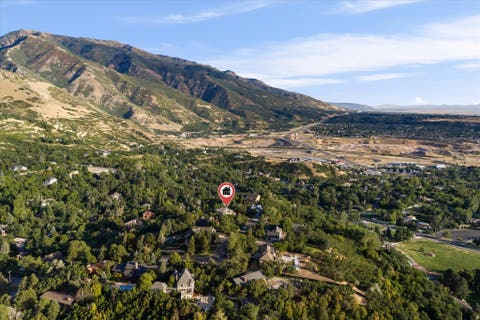 Tiny photo for 6082 BREEZE CIR, South Ogden, UT 84403 (MLS # 2180001)