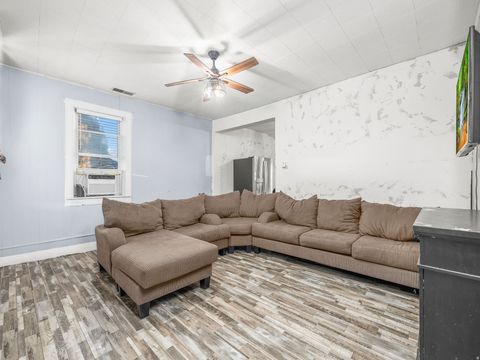 Tiny photo for 513 S 400 E, Payson, UT 84651 (MLS # 2121138)