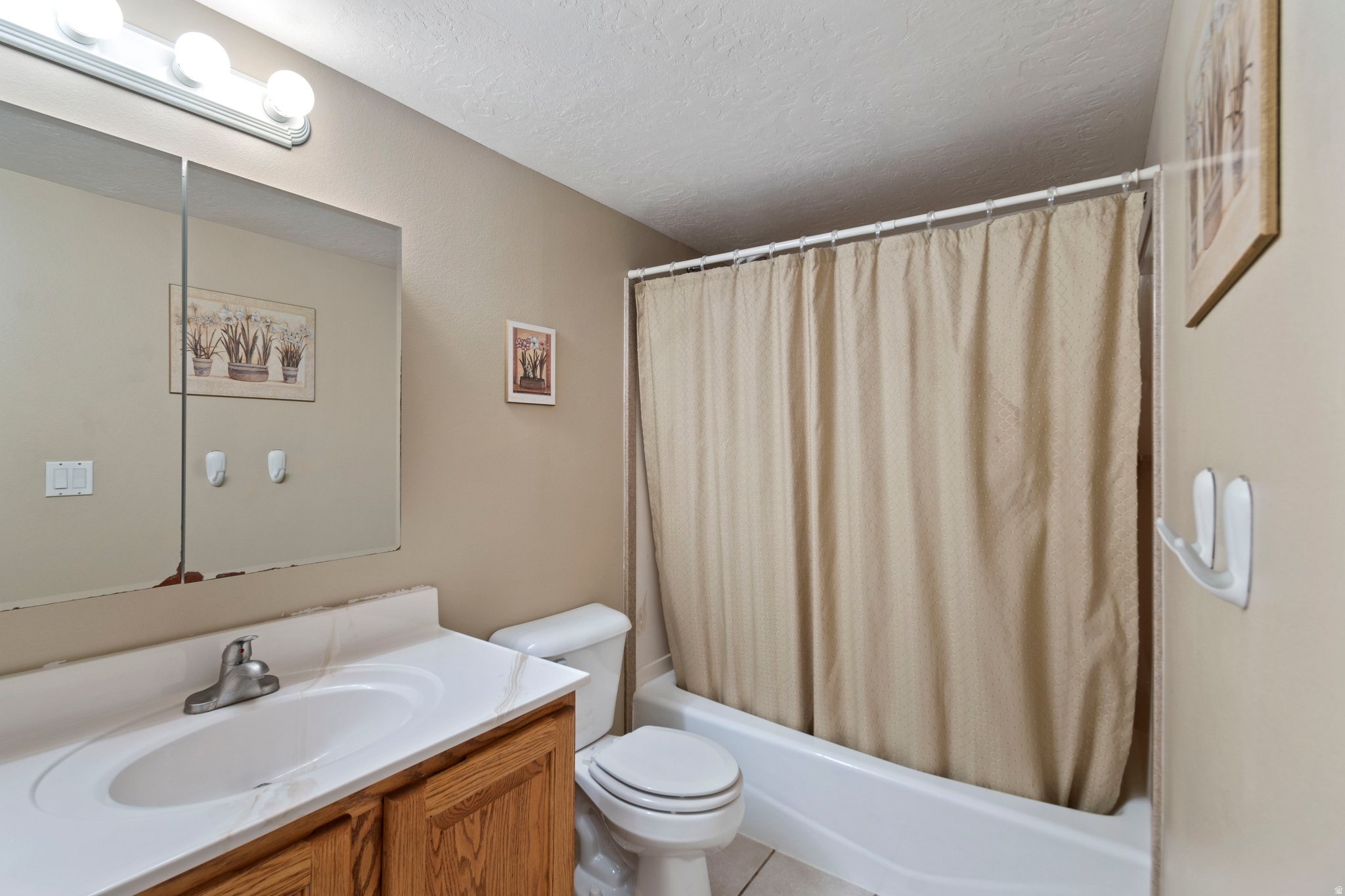 WEST MEADOWS - Residential