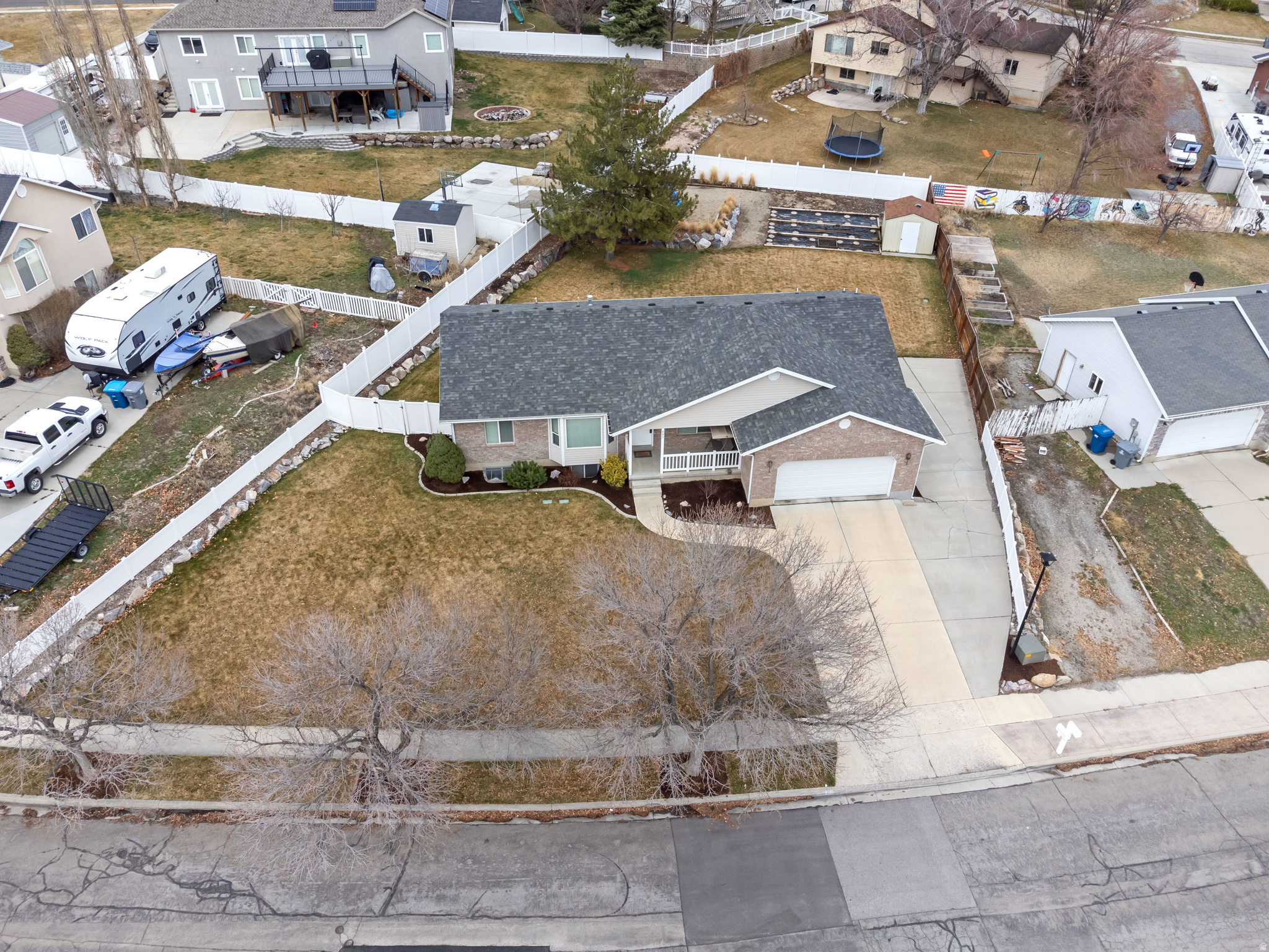 WEST MEADOWS - Residential