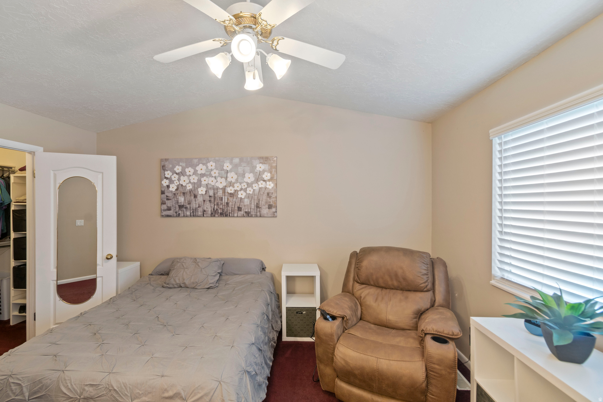 WEST MEADOWS - Residential