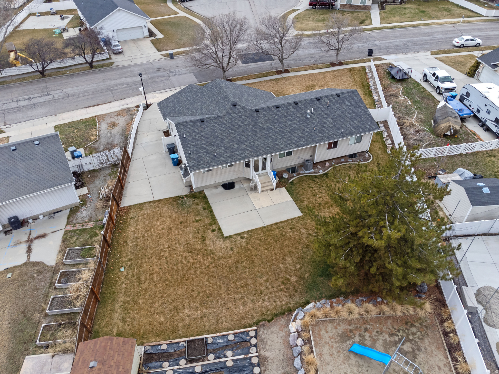 WEST MEADOWS - Residential