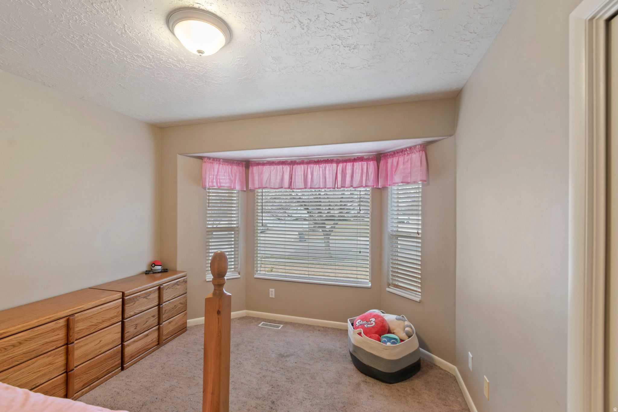 WEST MEADOWS - Residential