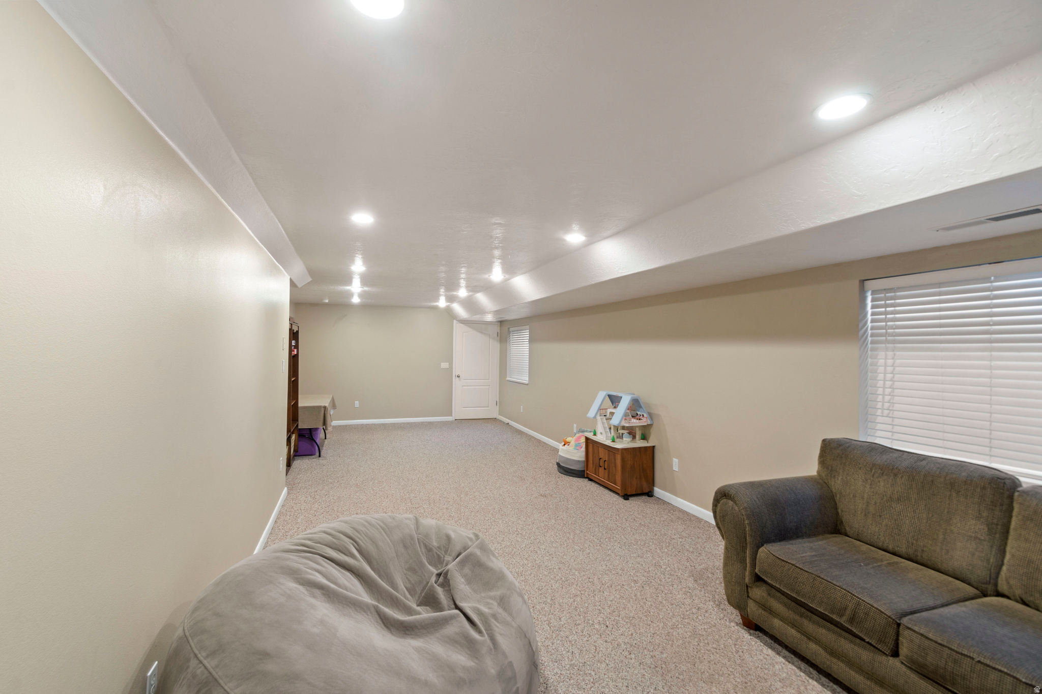 WEST MEADOWS - Residential
