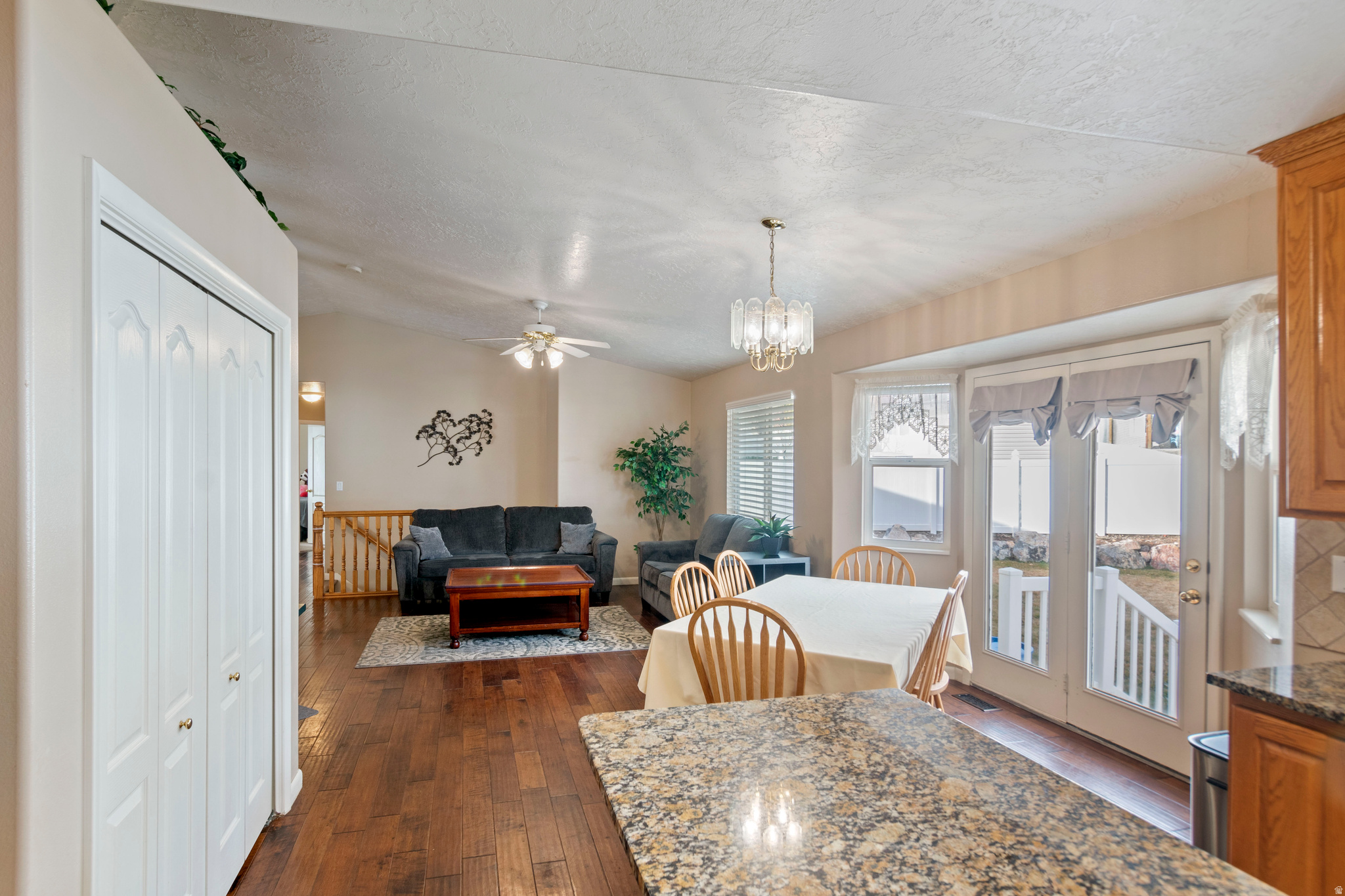 WEST MEADOWS - Residential