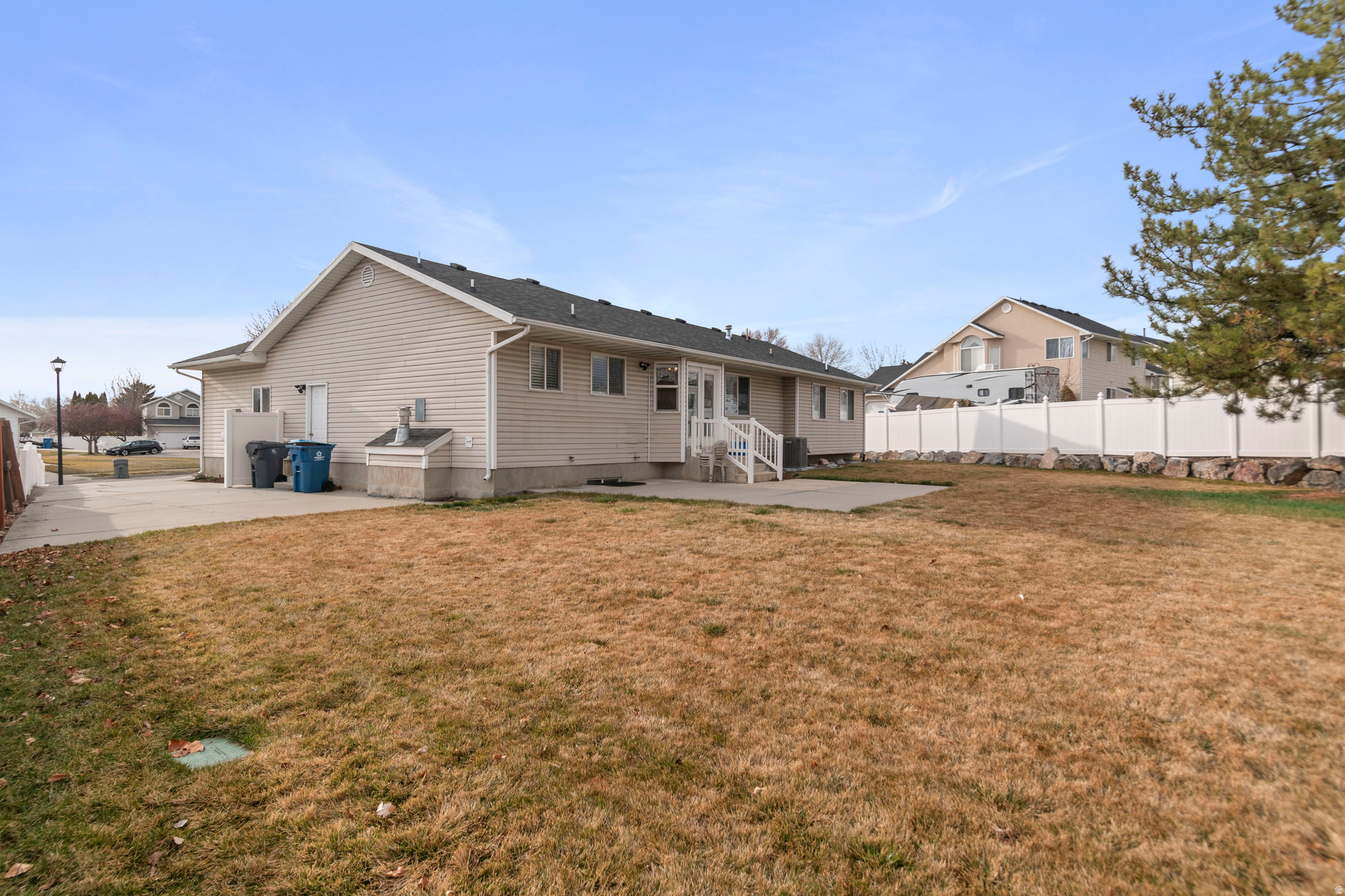 WEST MEADOWS - Residential