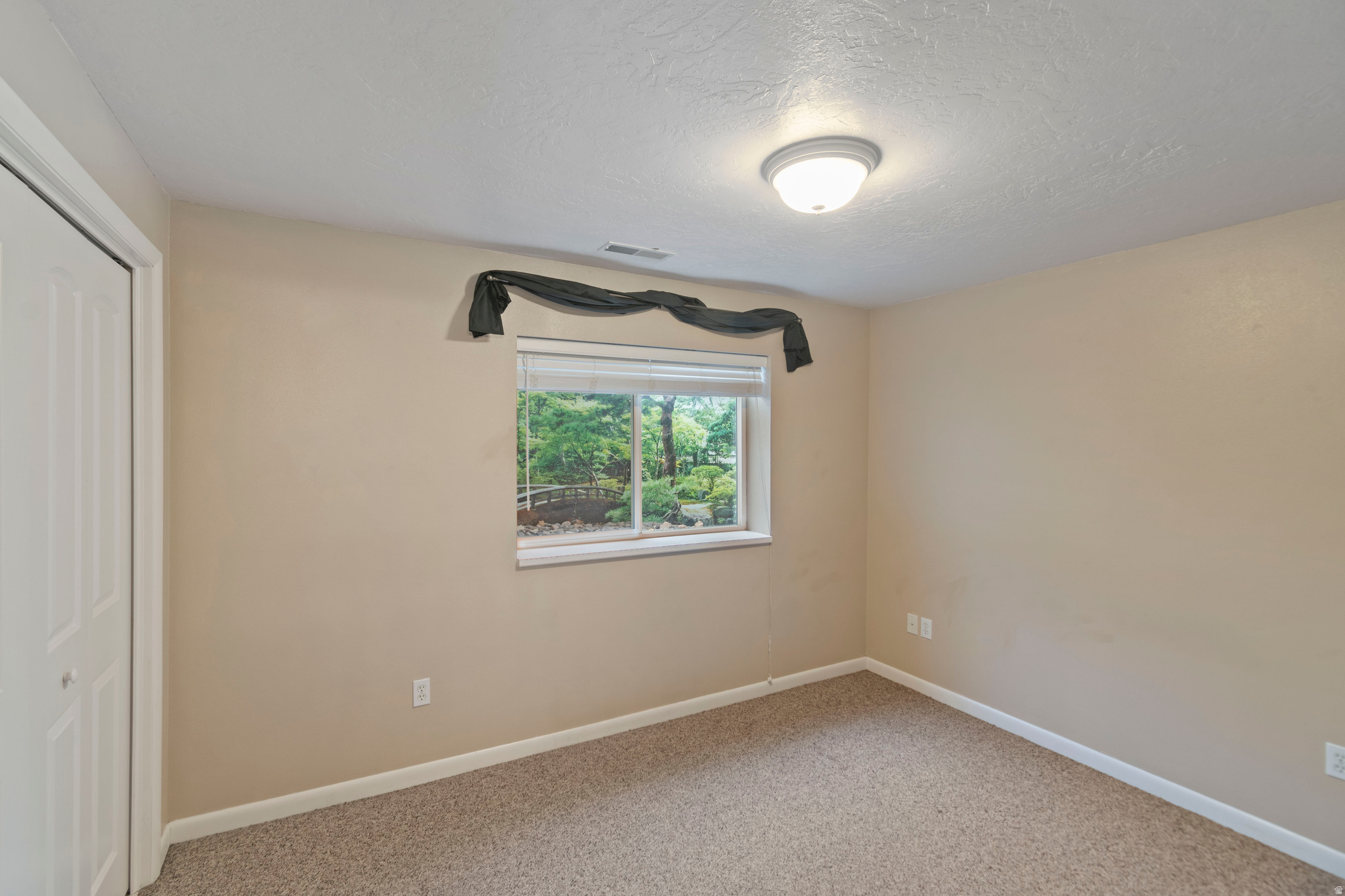WEST MEADOWS - Residential