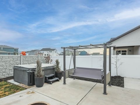 Tiny photo for 3301 S 2410 W, Syracuse, UT 84075 (MLS # 2154978)