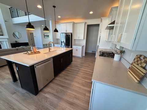 Tiny photo for 3301 S 2410 W, Syracuse, UT 84075 (MLS # 2154978)