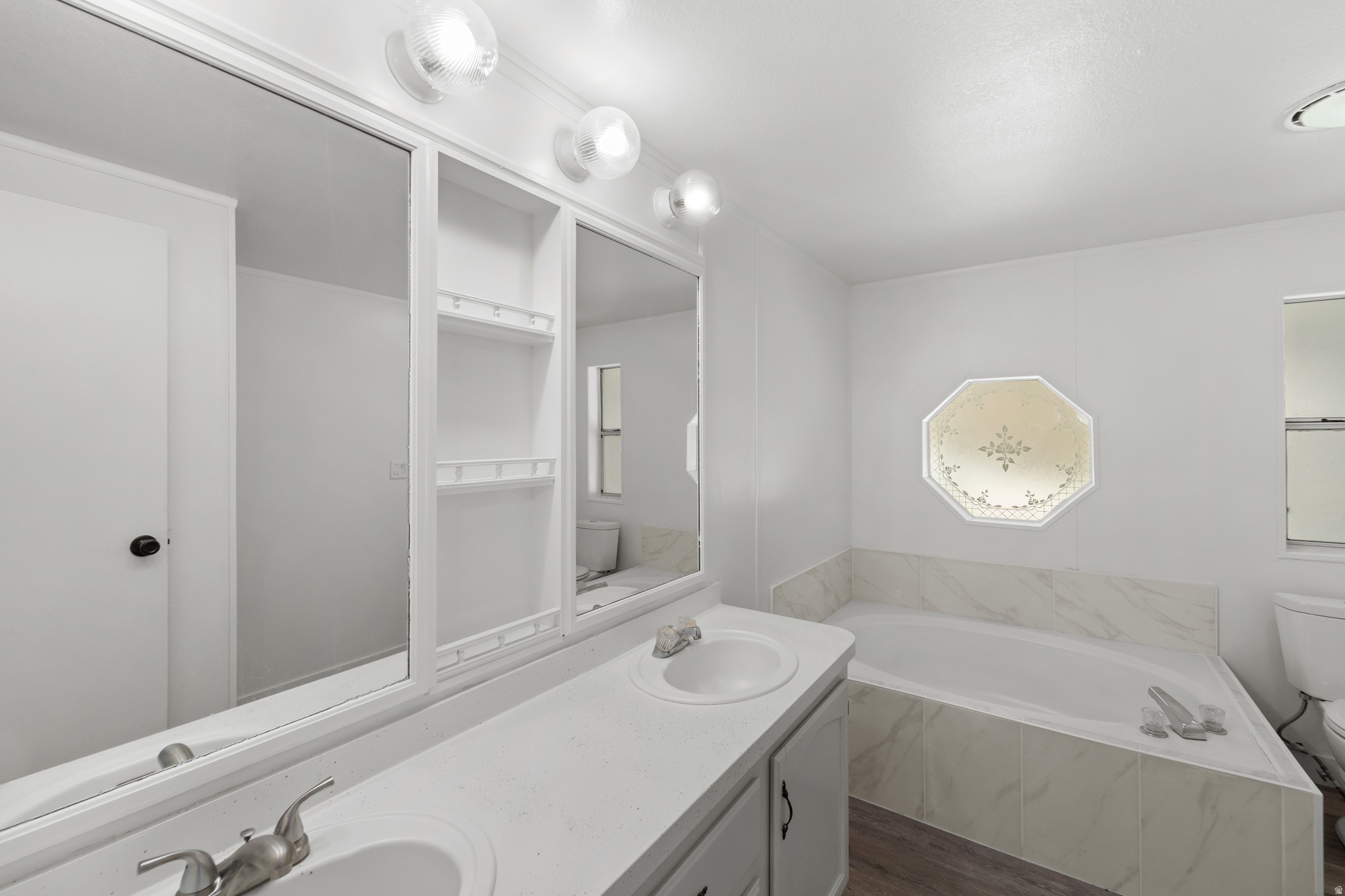 COTTONWOOD COVES MHC - Residential