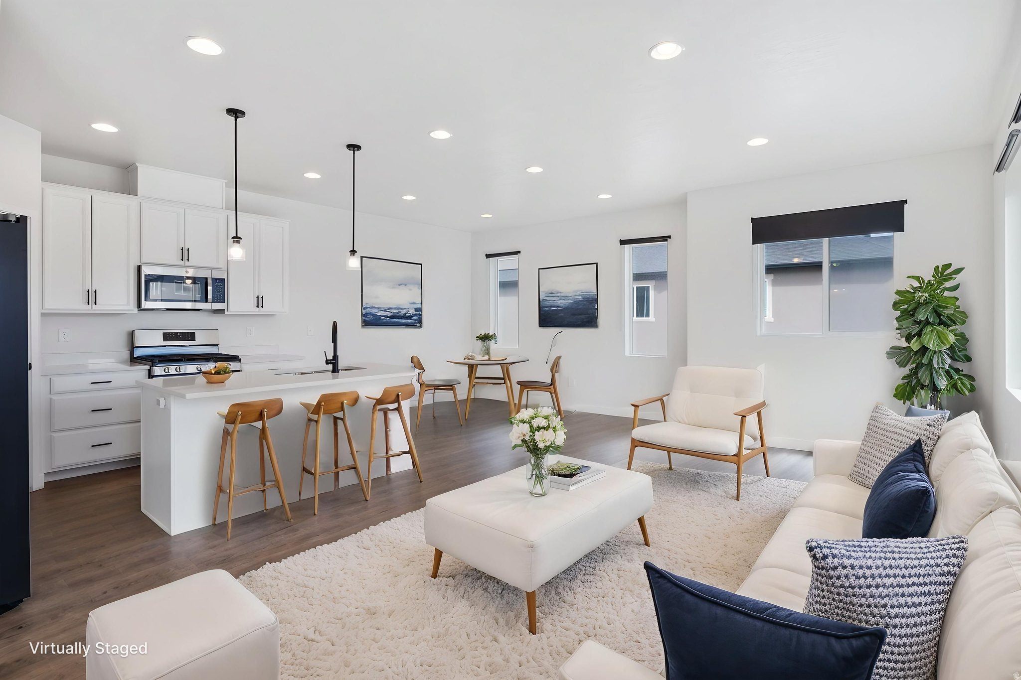 MEADOWBROOK - Residential