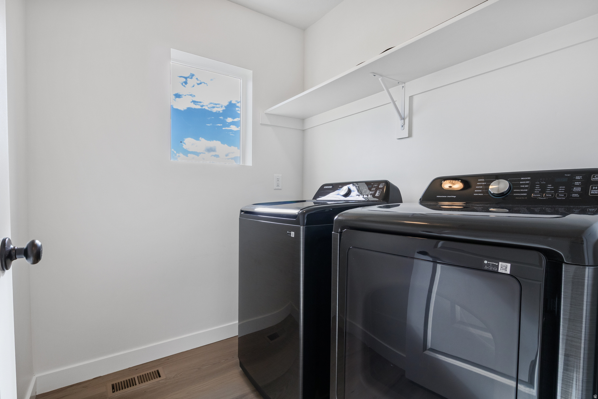 MEADOWBROOK - Residential