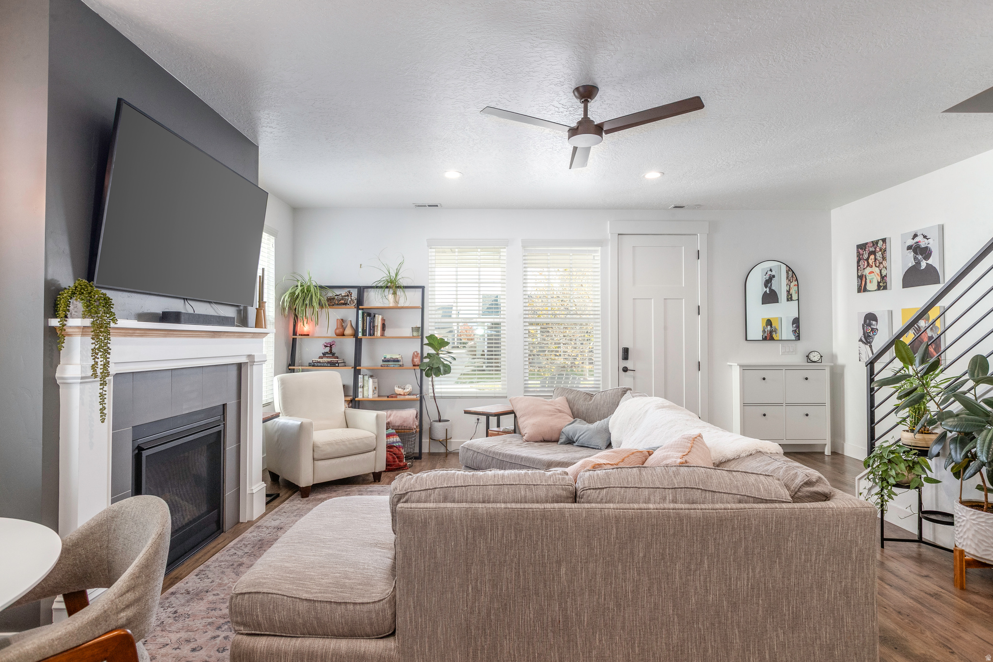 DAYBREAK - Residential