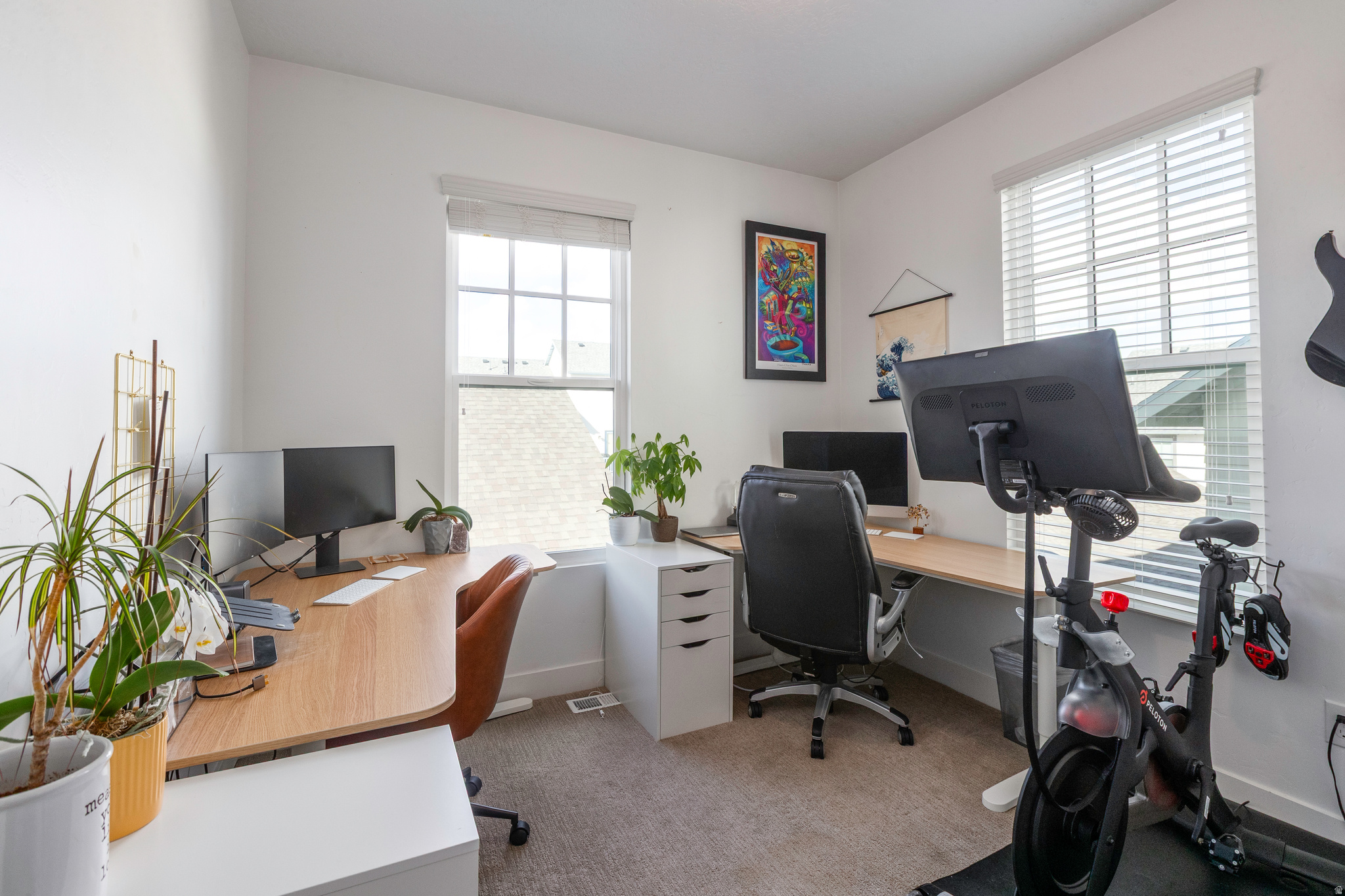 DAYBREAK - Residential