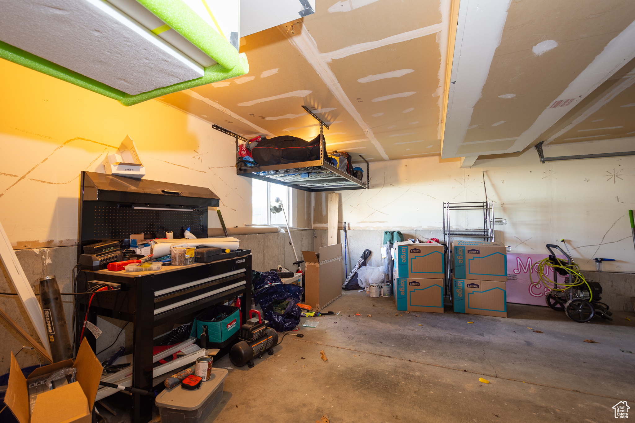 OQUIRRH SHADOWS - Residential