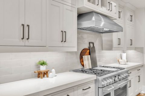 Tiny photo for 1759 S PERRY DR, Mapleton, UT 84664 (MLS # 2147954)