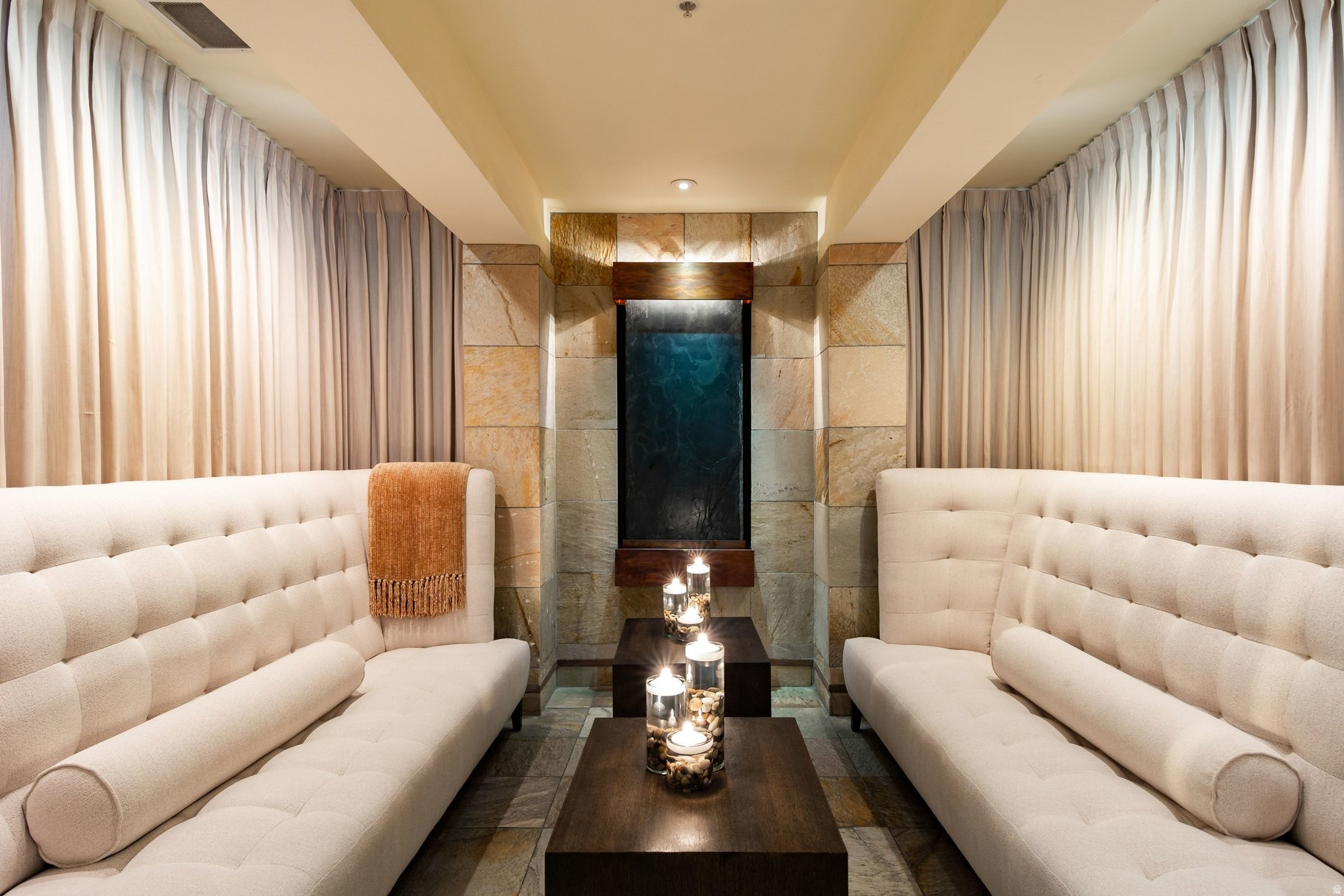 PROMONTORY VISTA POINT SUBDIVISION - Residential