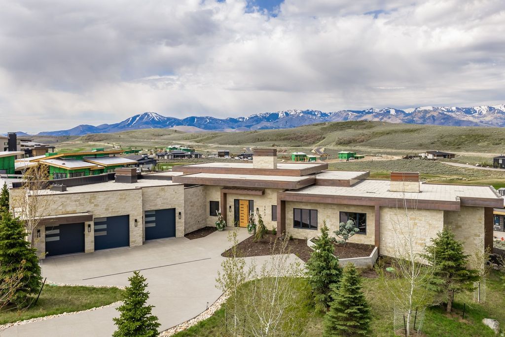 Photo of 5857 GOLF CLUB LINK, Park City, UT 84098 (MLS # 2158045)