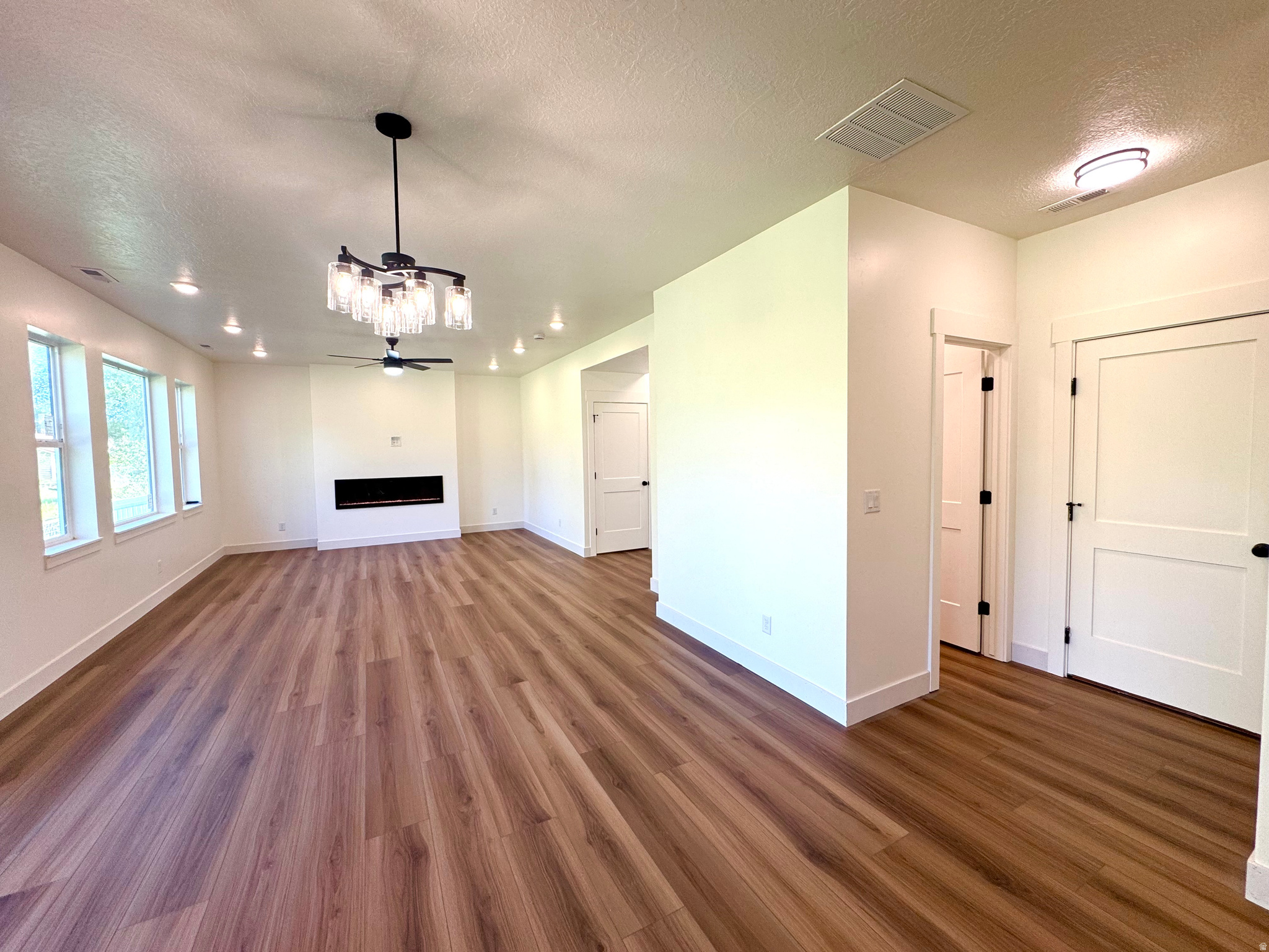ROBISON RANCH - Residential