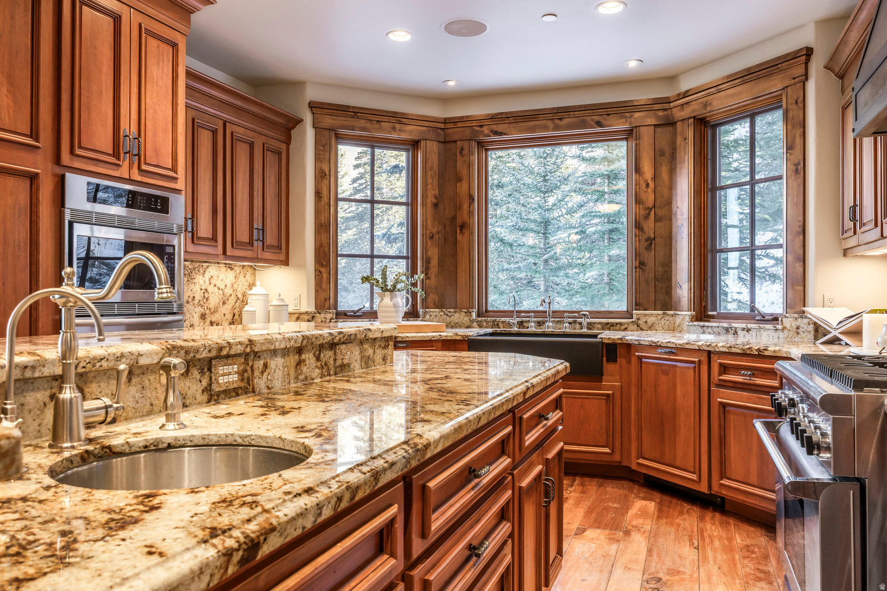 COLONY AT WHITE PINE - Residential