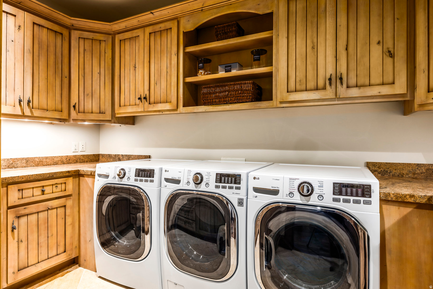 COLONY AT WHITE PINE - Residential