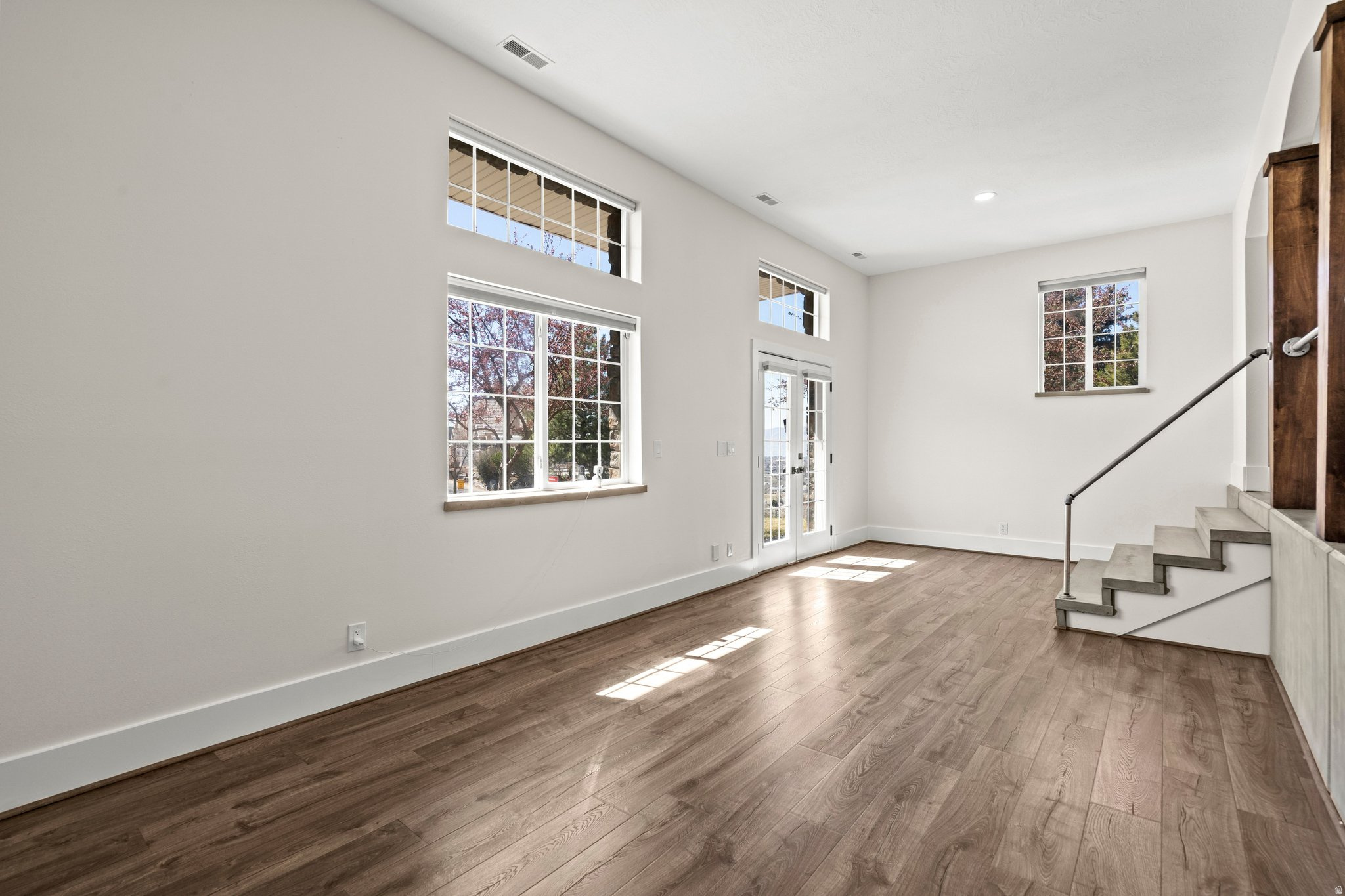 SHERWOOD HILLS - Residential