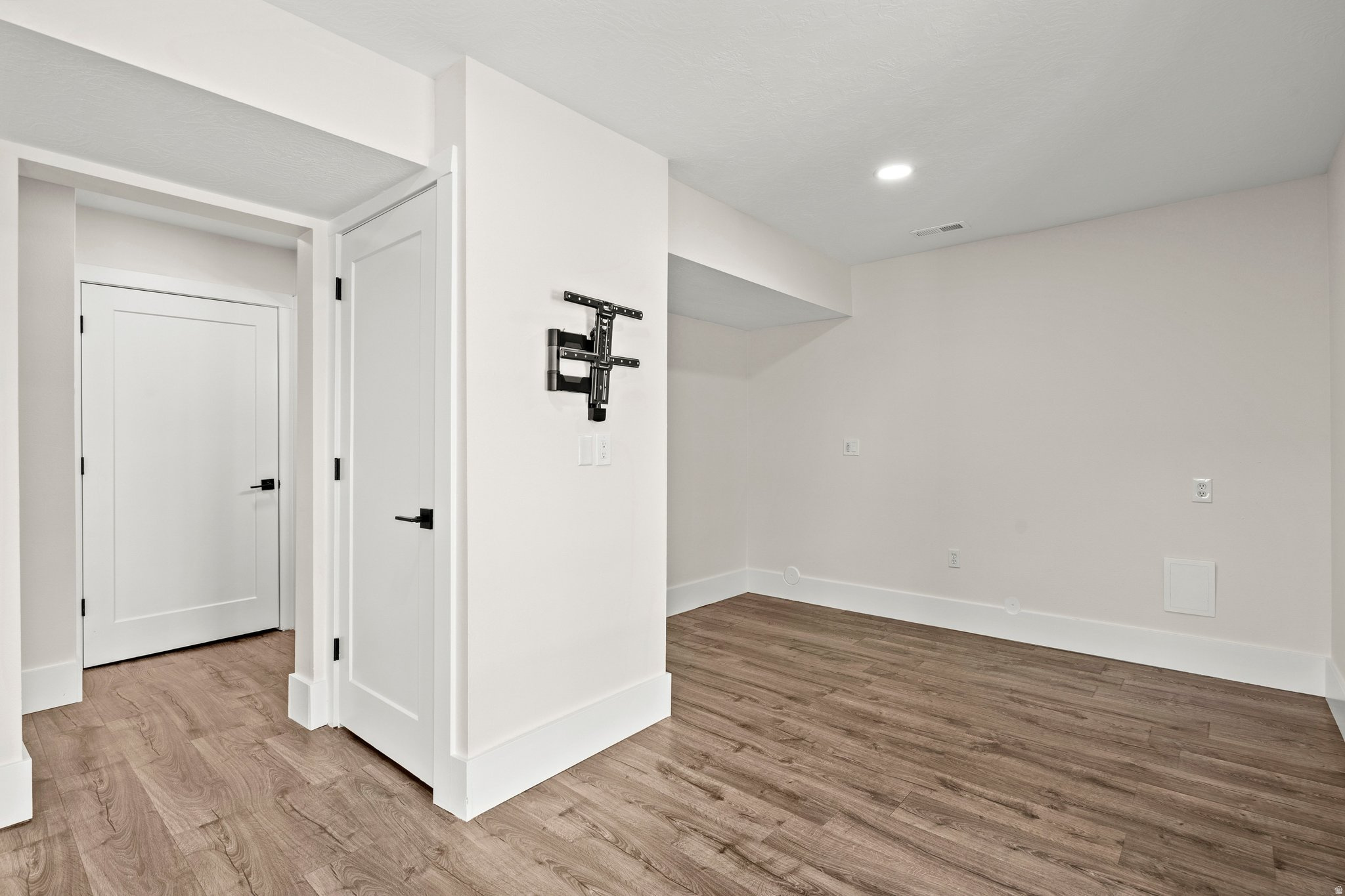 SHERWOOD HILLS - Residential