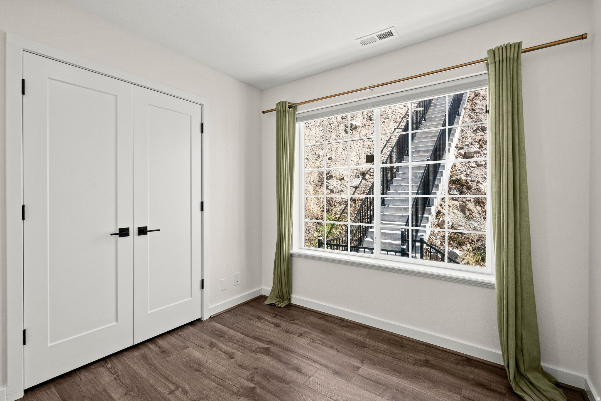 SHERWOOD HILLS - Residential