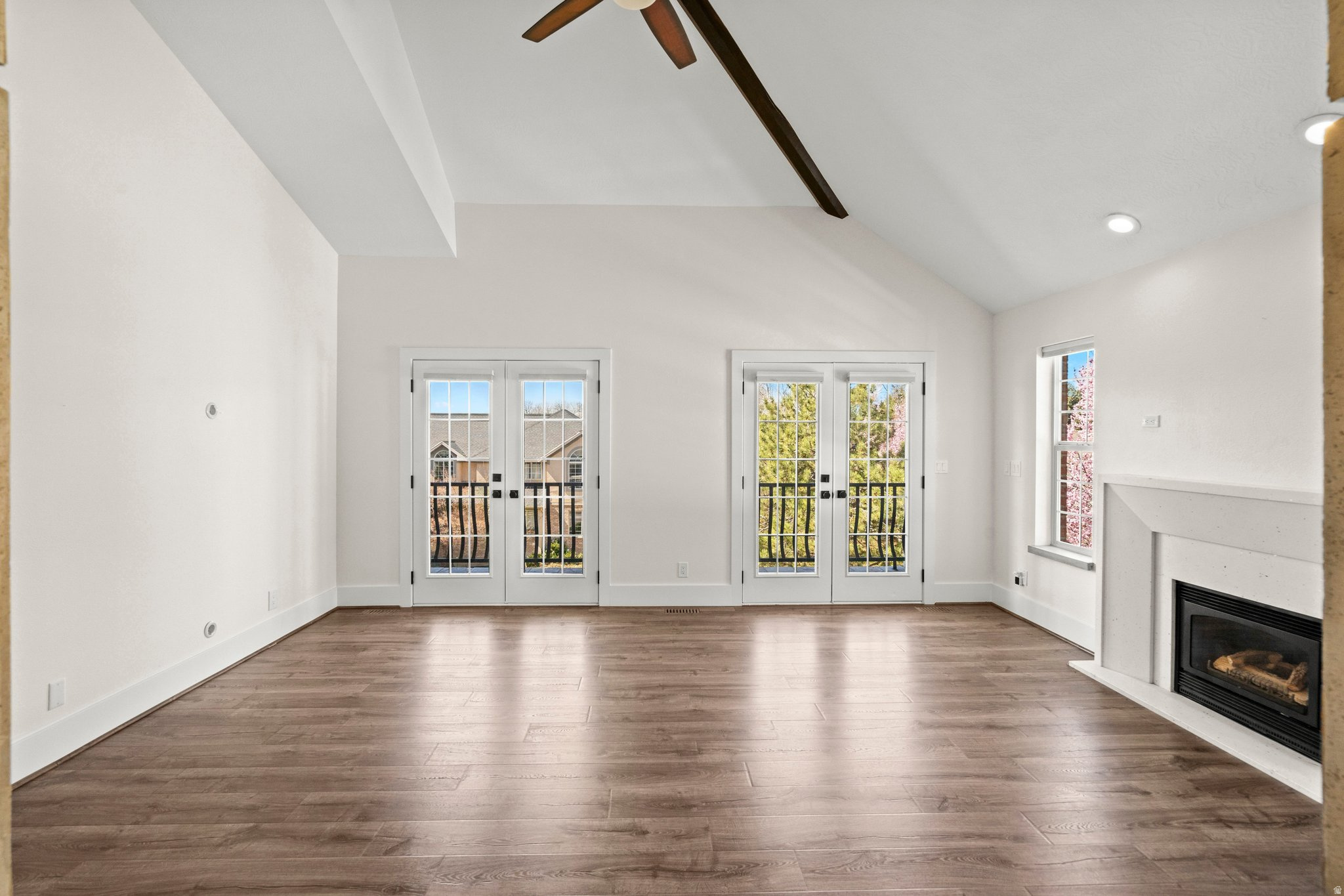 SHERWOOD HILLS - Residential