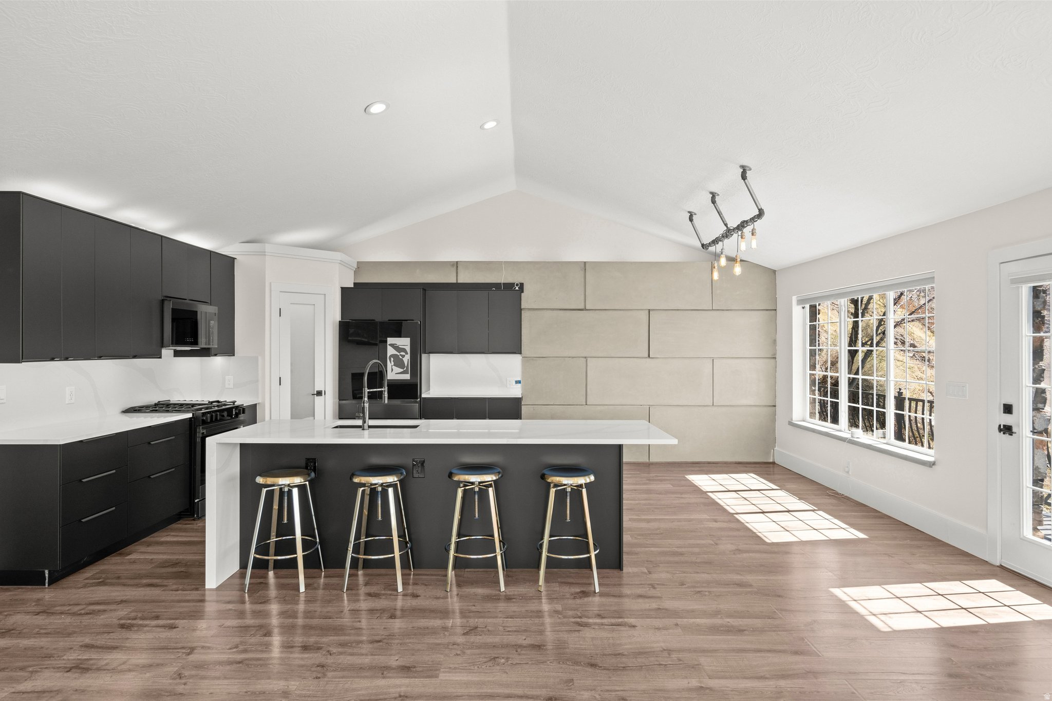 SHERWOOD HILLS - Residential