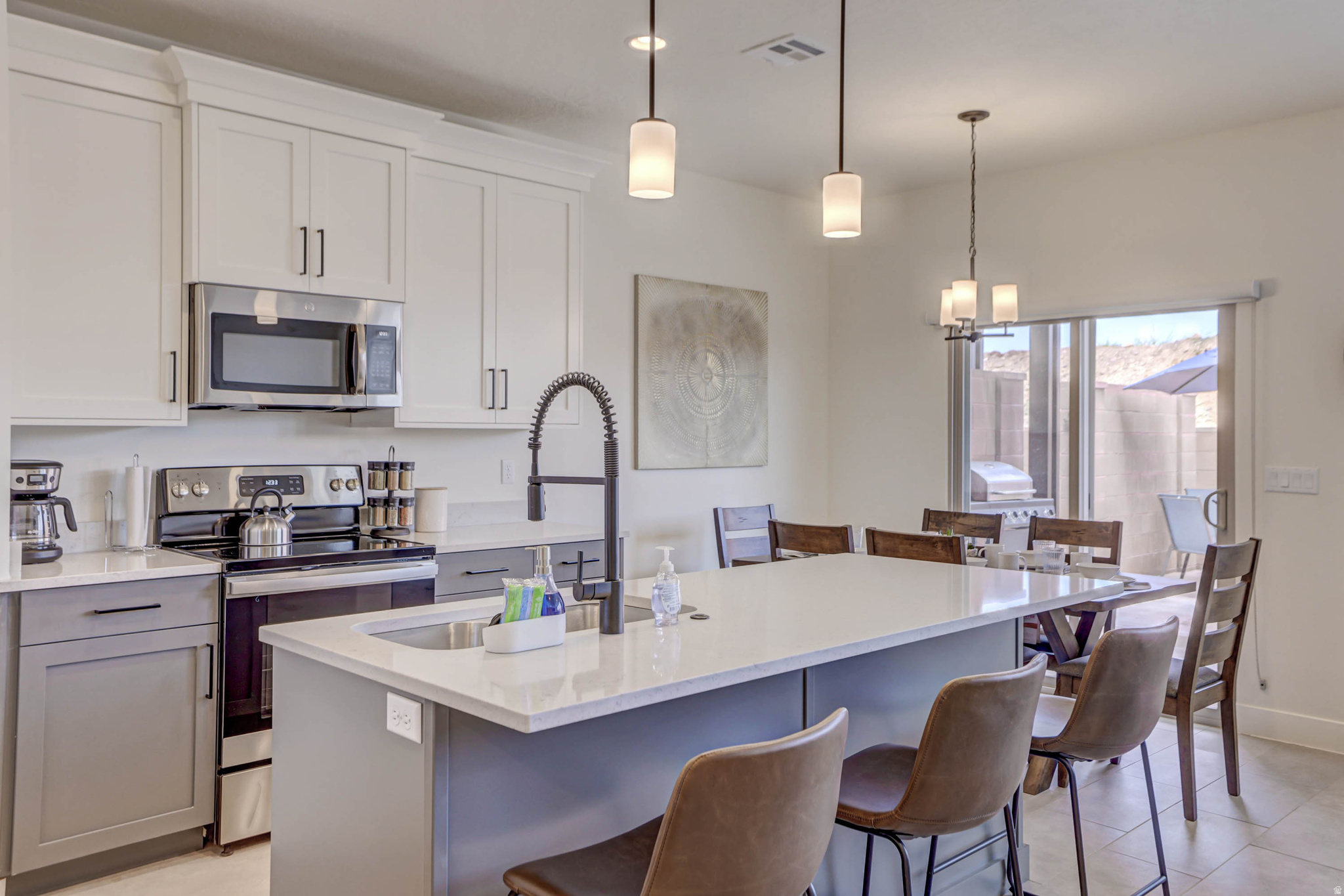 VIDA SOL VACATION TOWNHOMES - Residential