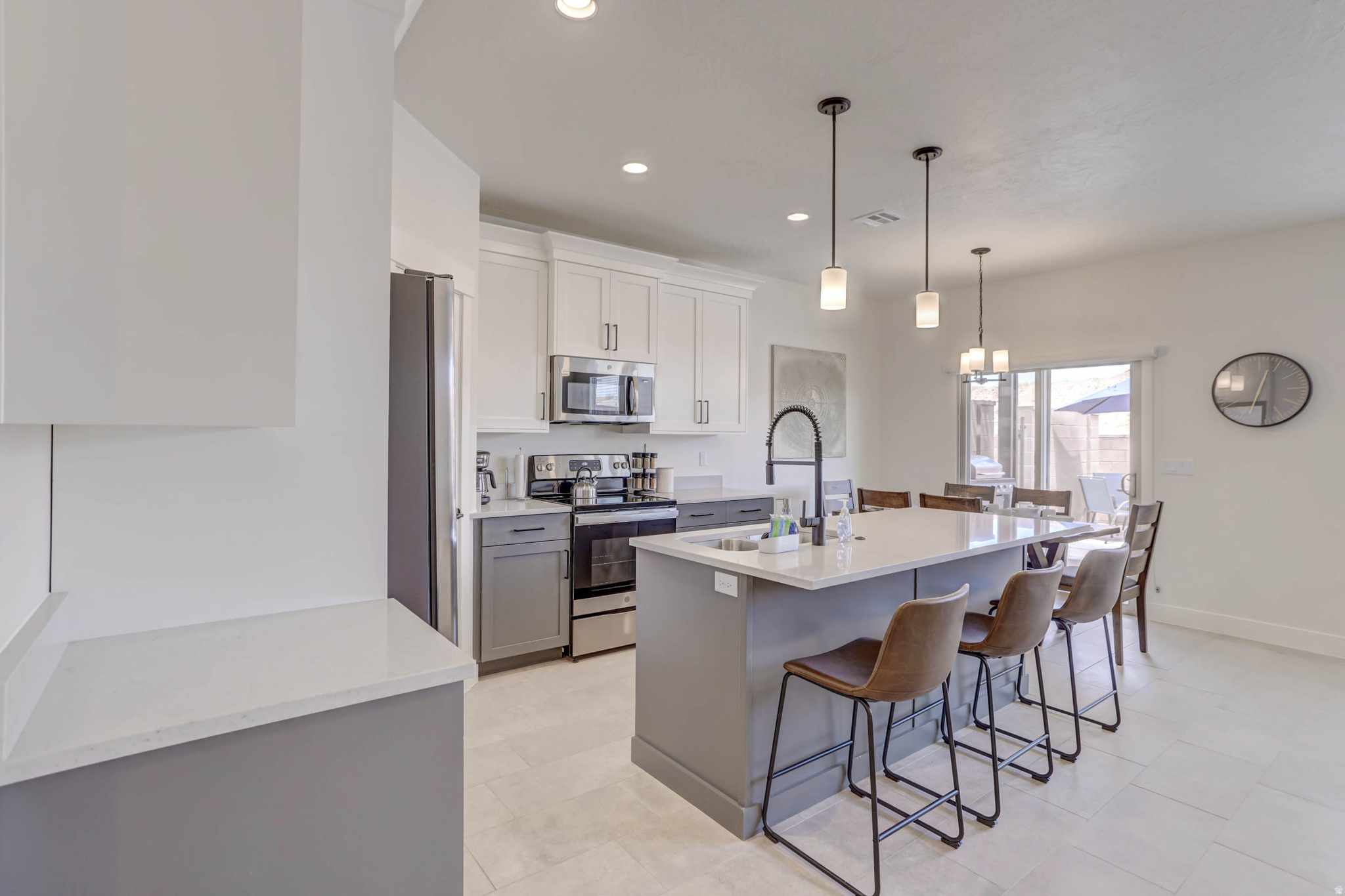 VIDA SOL VACATION TOWNHOMES - Residential