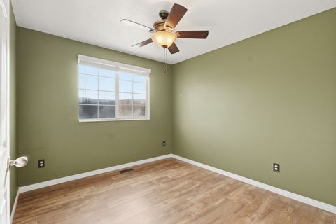 Tiny photo for 2204 E VIEW DR, South Weber, UT 84405 (MLS # 2132241)