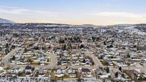 Tiny photo for 2204 E VIEW DR, South Weber, UT 84405 (MLS # 2132241)